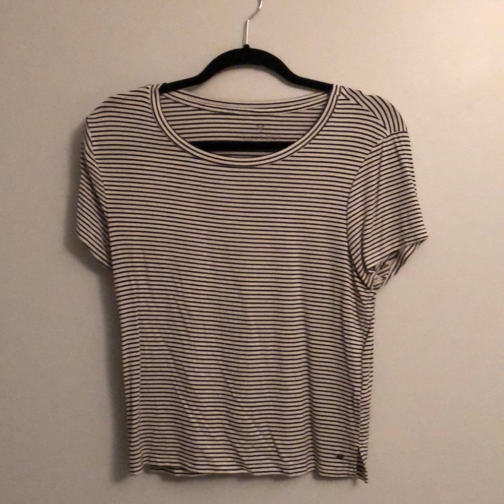 American Eagle top